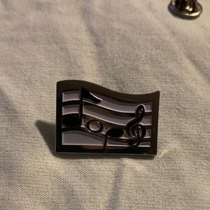 Topps Black and White Musical Notes Brooch Pin